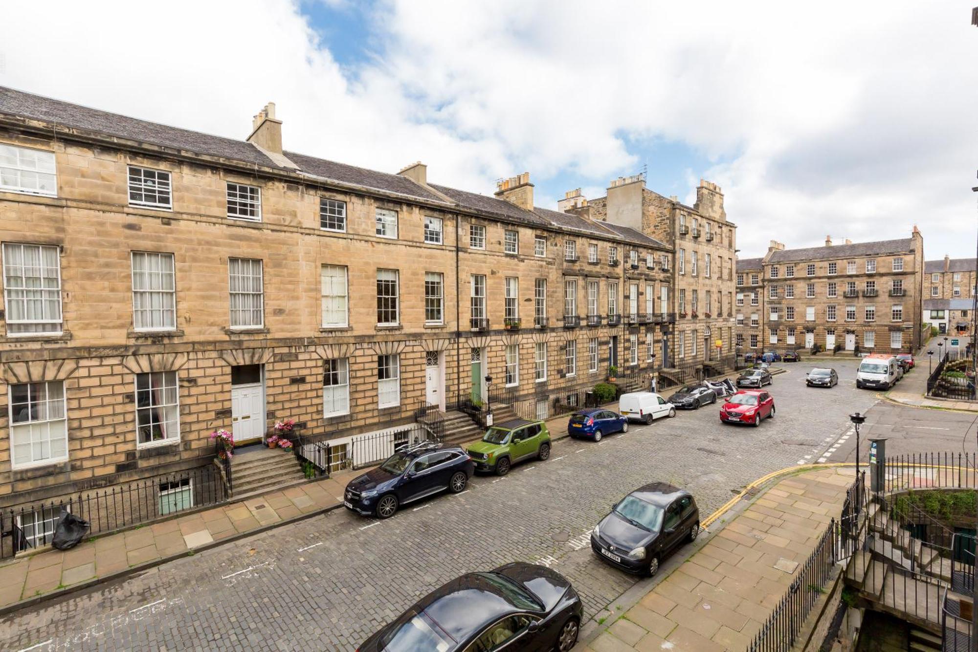 Light And Spacious 2 Bedroom Flat In Heart Of EDI Exteriér fotografie