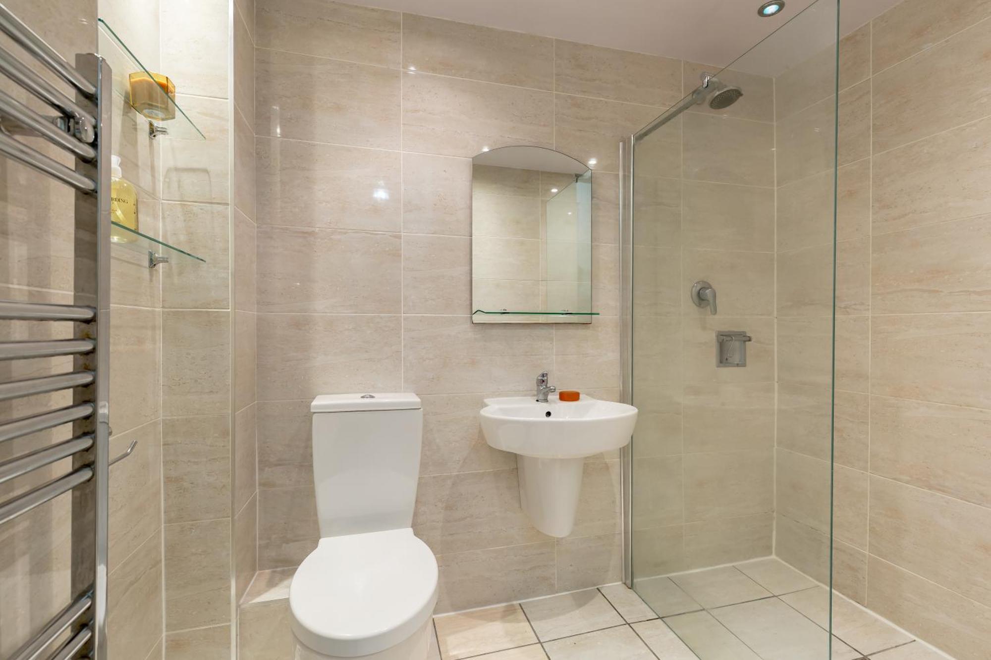 Light And Spacious 2 Bedroom Flat In Heart Of EDI Exteriér fotografie