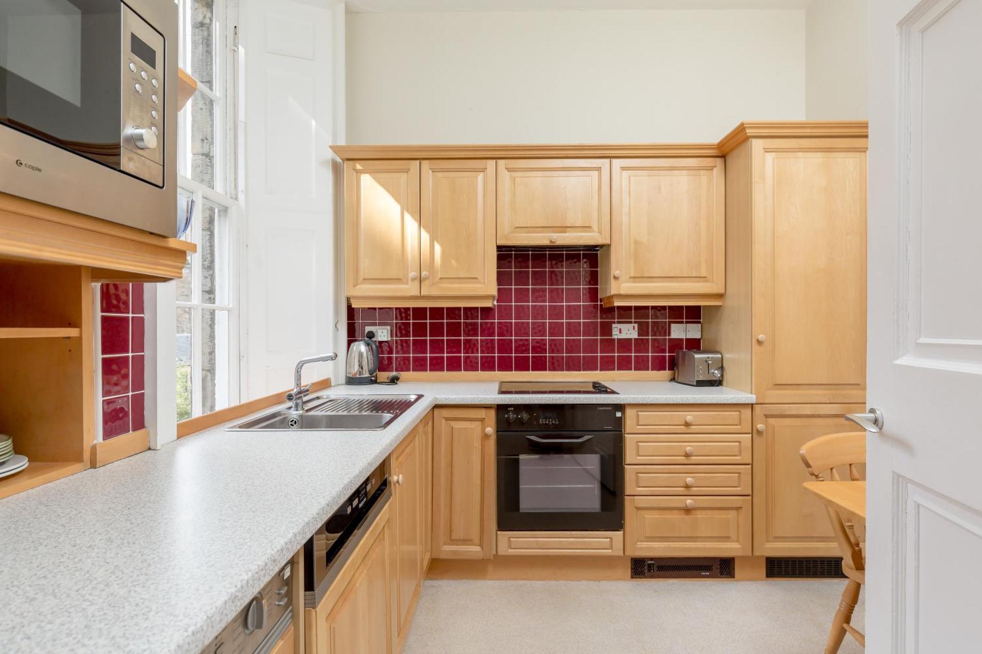 Light And Spacious 2 Bedroom Flat In Heart Of EDI Exteriér fotografie
