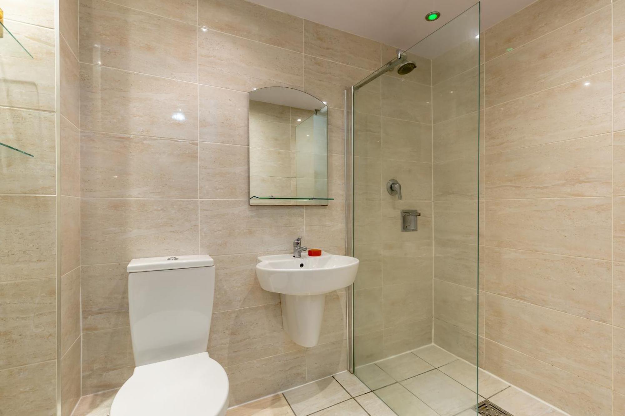 Light And Spacious 2 Bedroom Flat In Heart Of EDI Exteriér fotografie