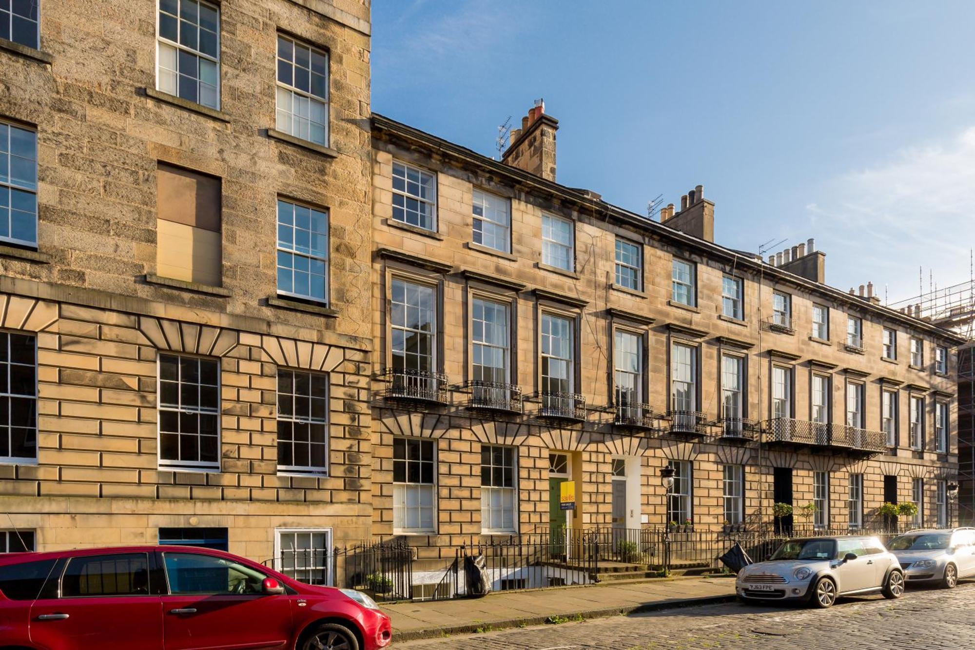 Light And Spacious 2 Bedroom Flat In Heart Of EDI Exteriér fotografie